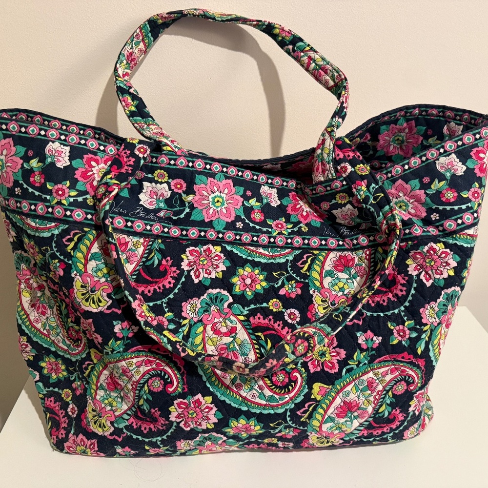 Vera Bradley Grand Tote in Petal Paisley